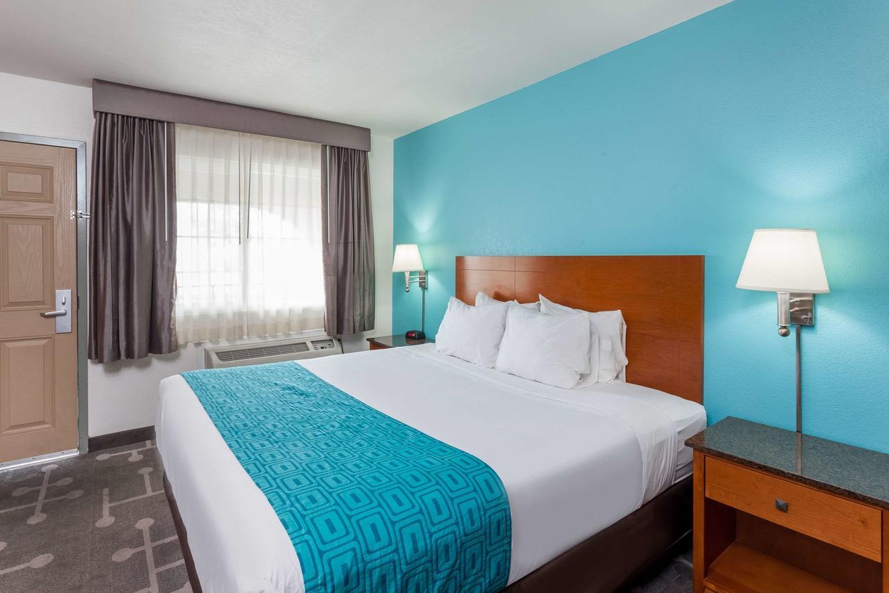 Howard Johnson By Wyndham National City/San Diego South Esterno foto